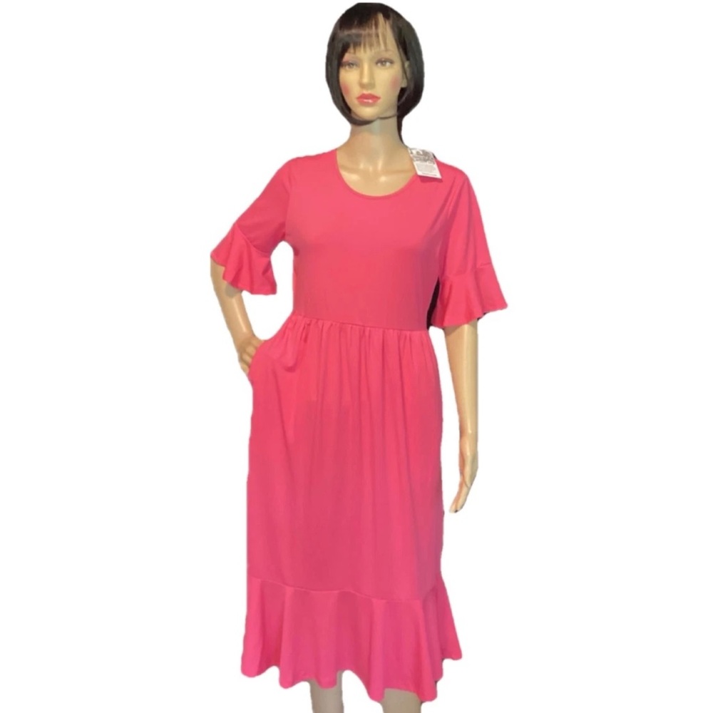 MEETRENDI women’s dress.  Size medium. New with tags Beautiful fuchsia/hot pink